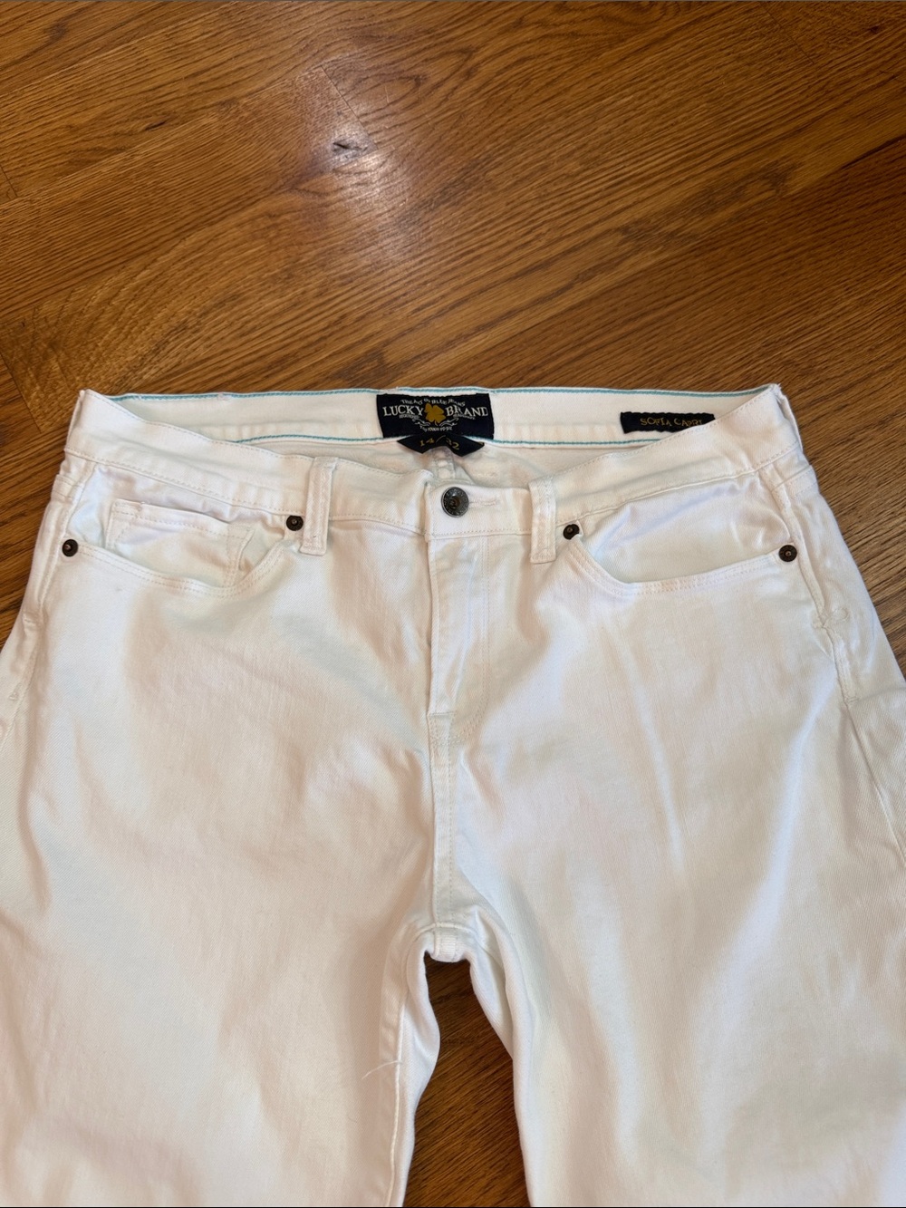 Lucky Brand Sofia Capri White Stretch Jeans Size 14/32 - Picture 4 of 9